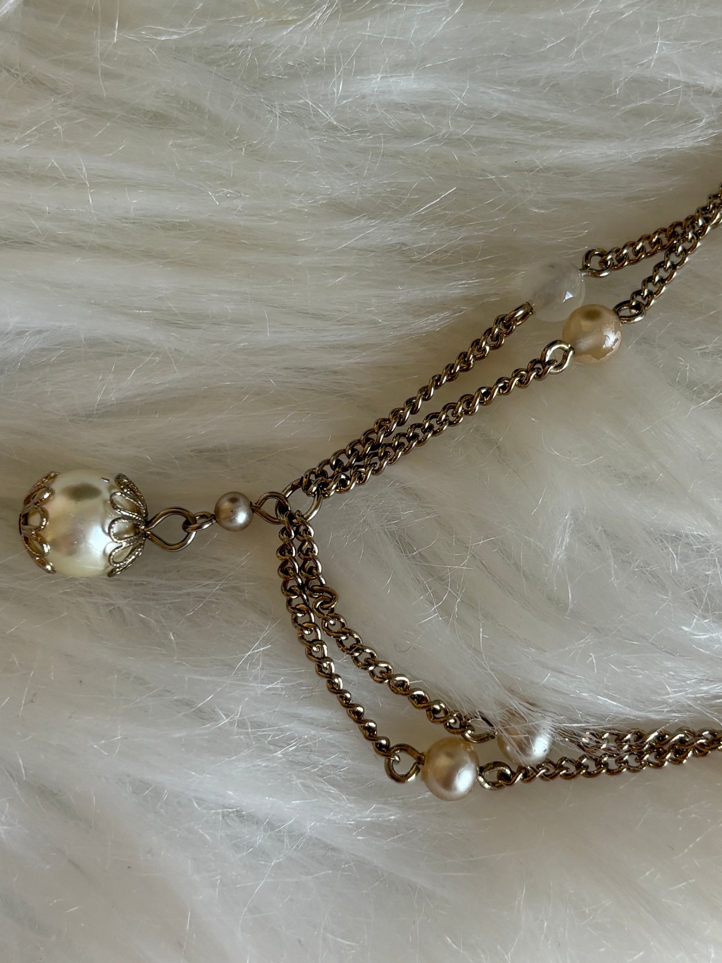 #0088 Dainty Gold Toned Pearl Necklace