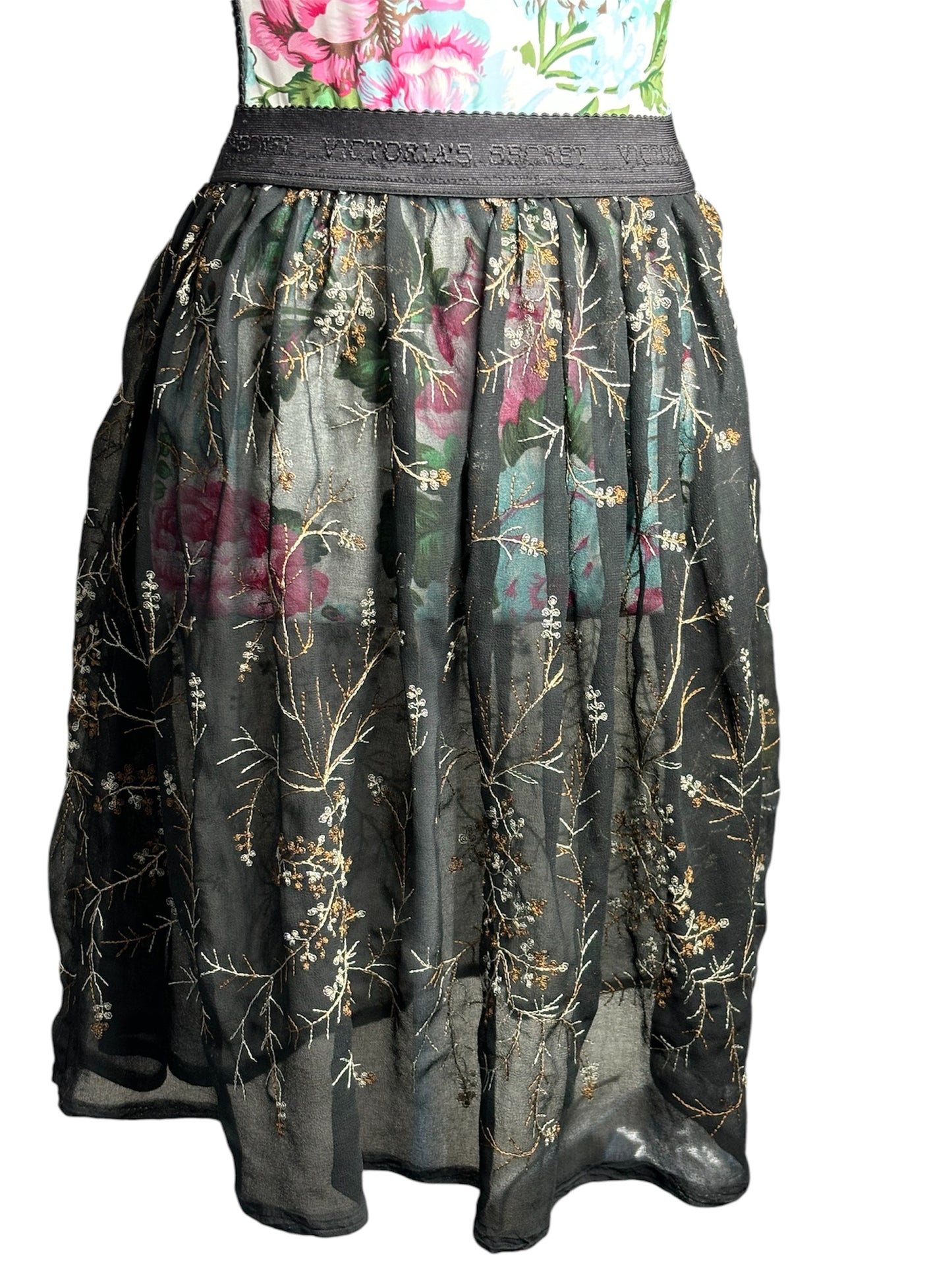 Mid 2000s Victoria’s Secret Sheer Embroidered Floral Skirt Sz - S/M