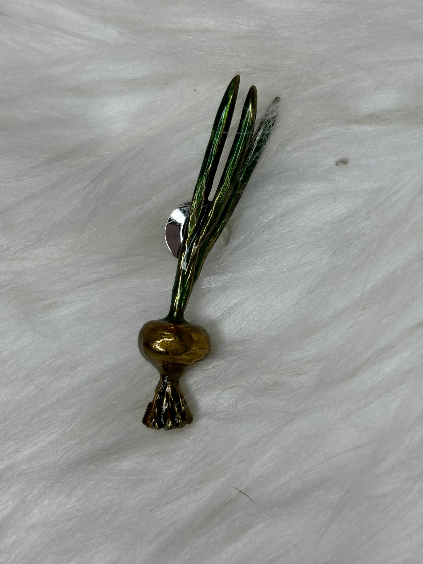 A217 Onion Brooch - So Cute