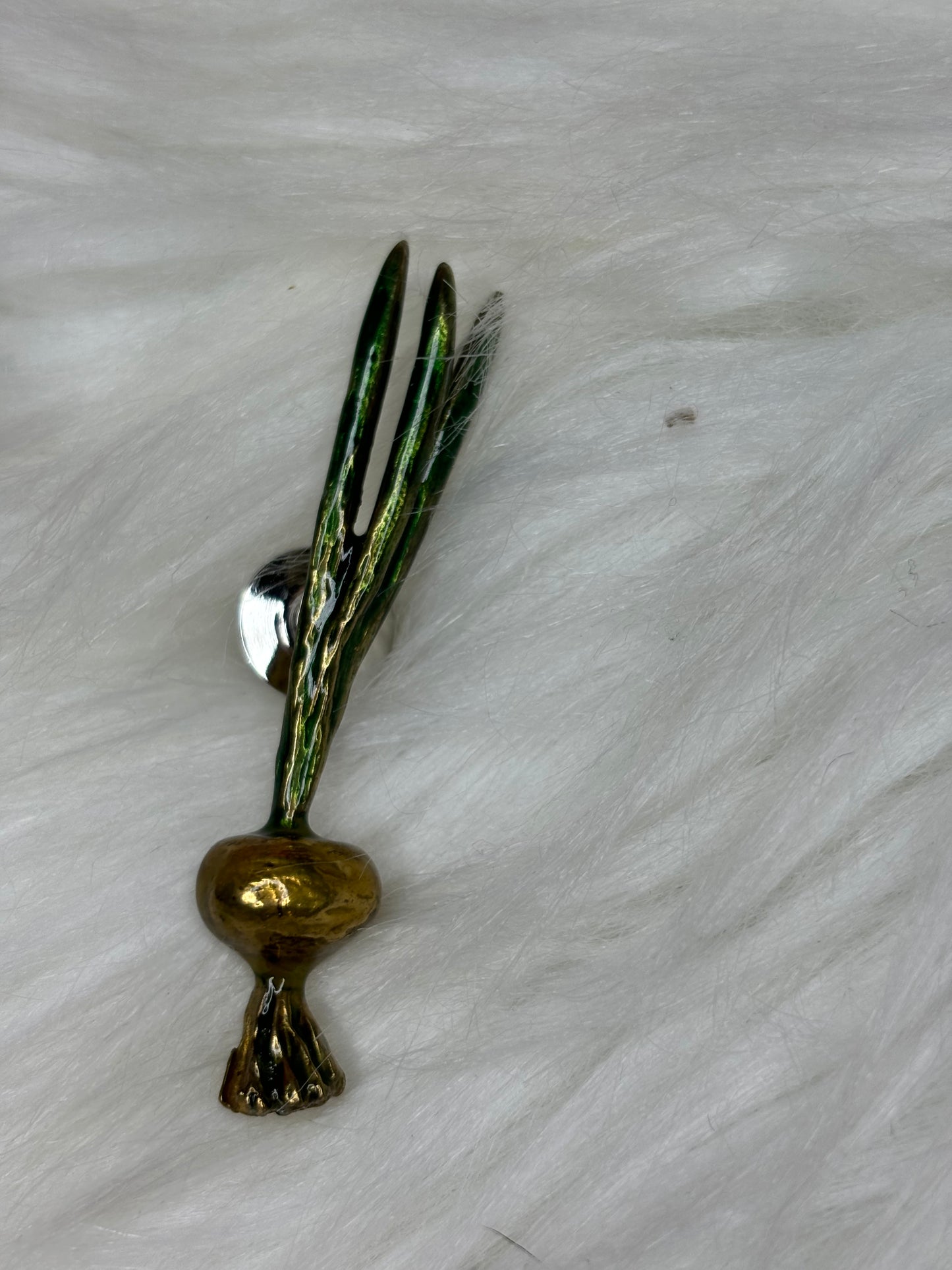 A217 Onion Brooch - So Cute