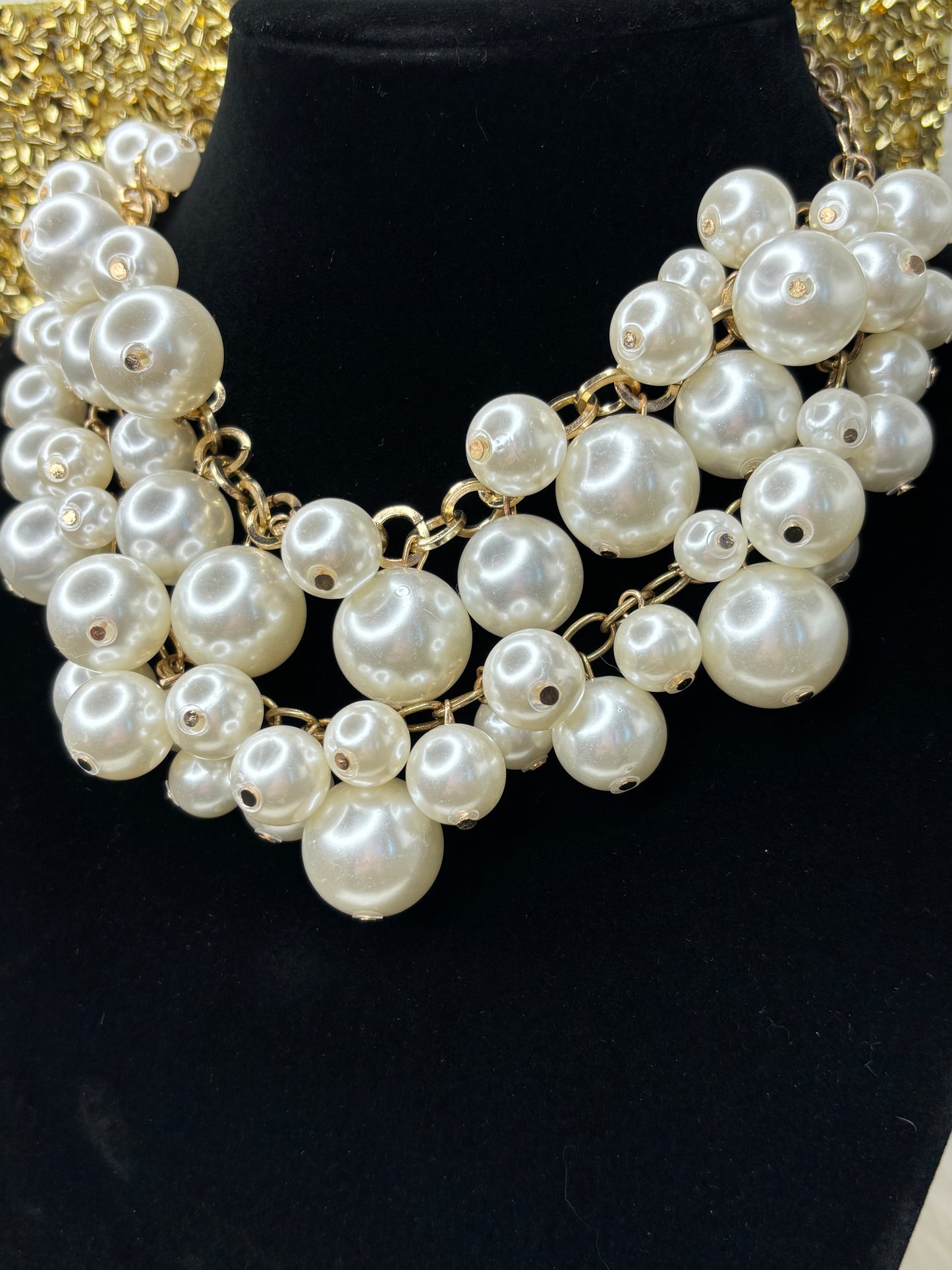 #0089 Traci Lynn (stamped) Large Pearl Necklace