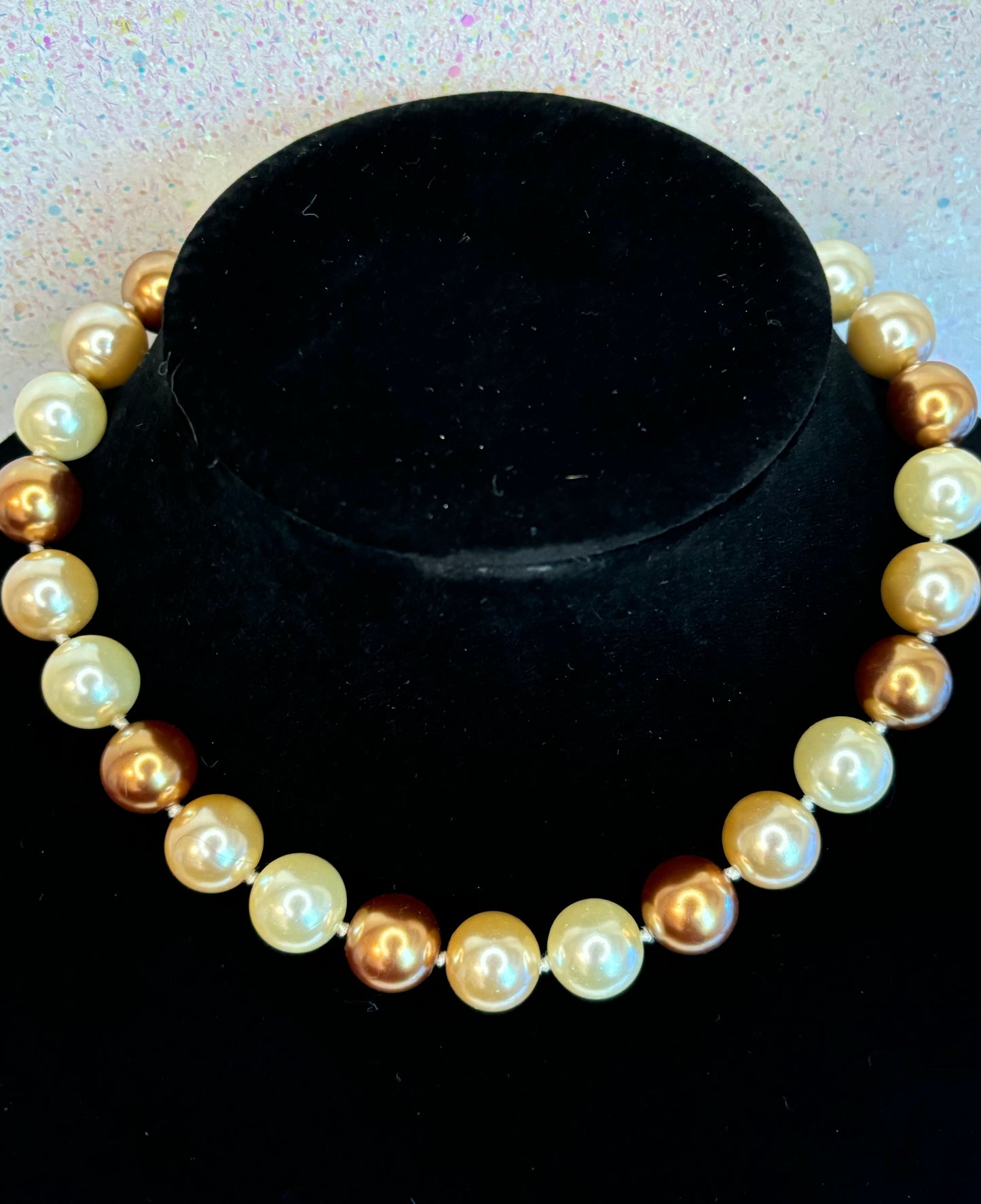 #0008 Brown/Nude Pearl Necklace