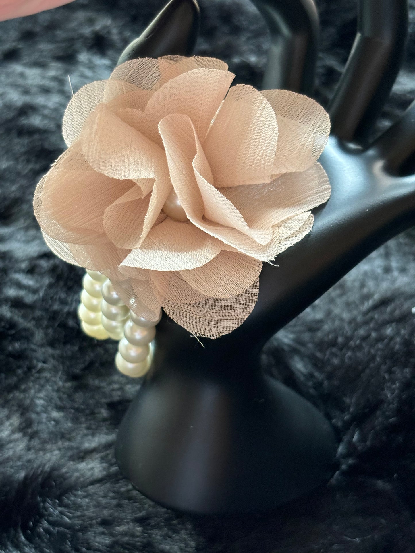 #0042 Chiffon Flower Pearl Bracelet