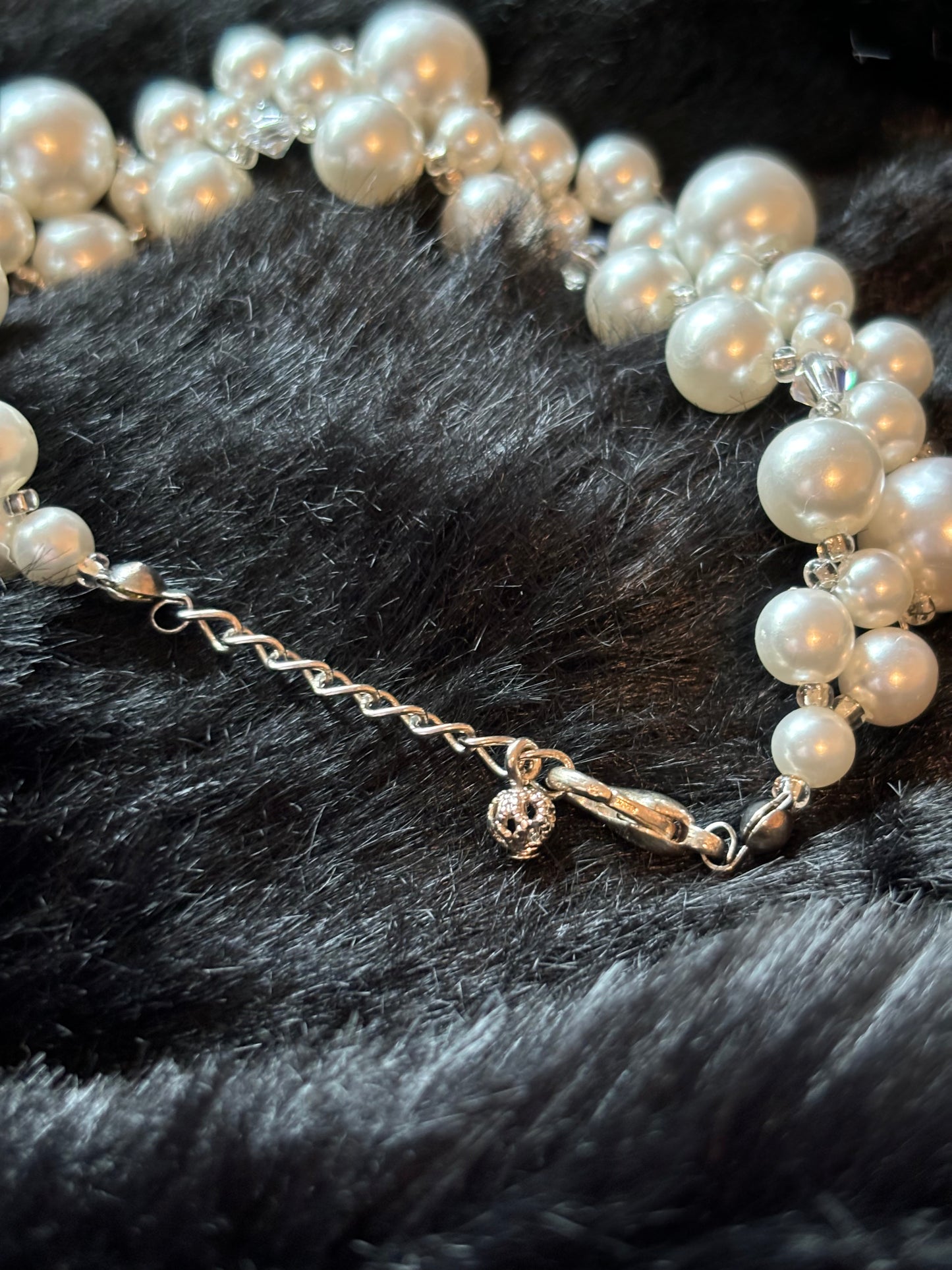 #0043 Faux Pearl Bracelet