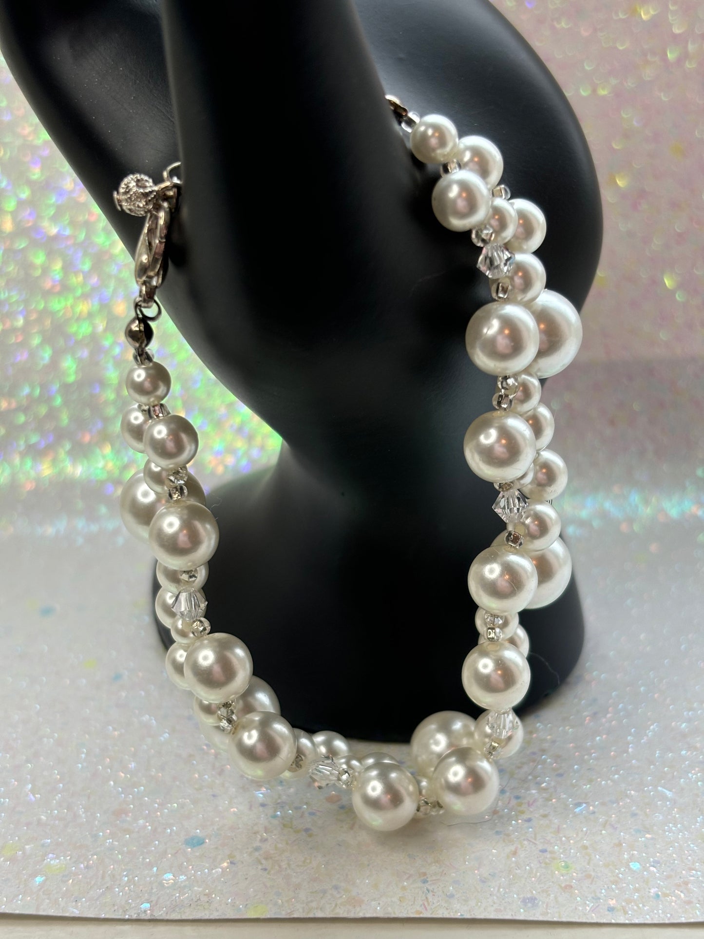 #0043 Faux Pearl Bracelet